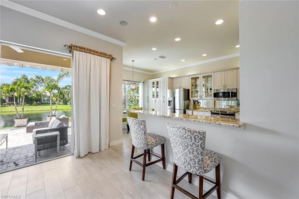 MARBELLA LAKES - Residential
