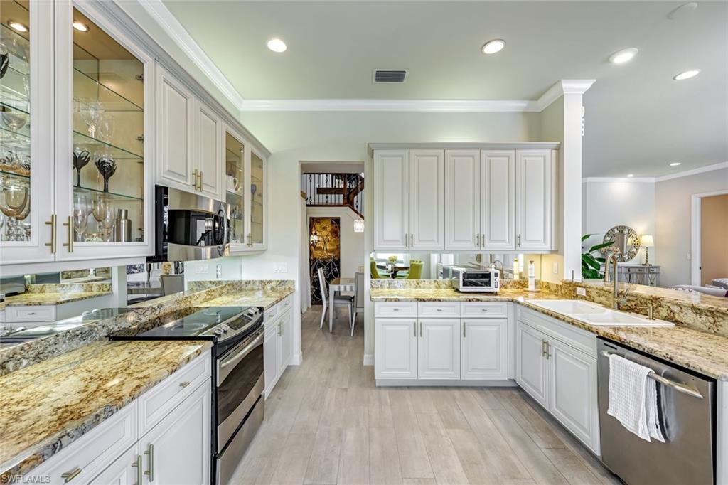 MARBELLA LAKES - Residential