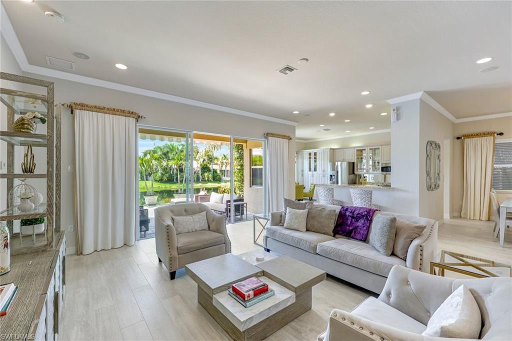 MARBELLA LAKES - Residential