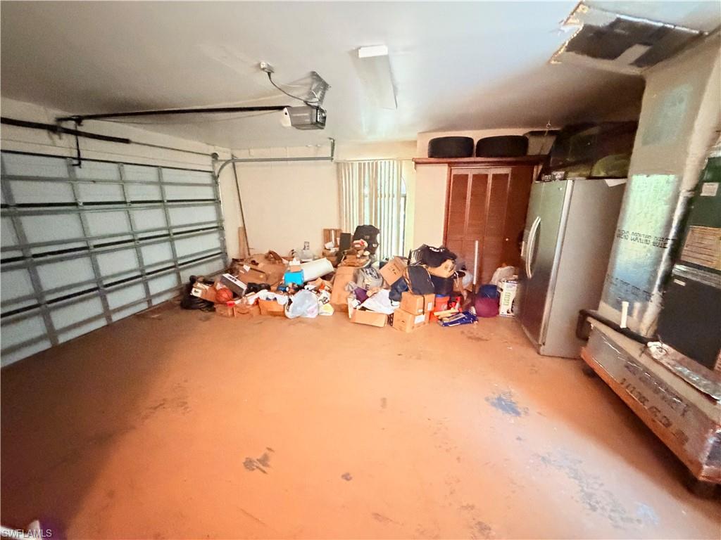 GOLDEN GATE CITY - Residential