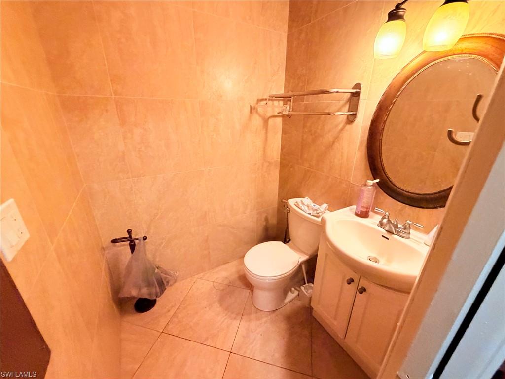 GOLDEN GATE CITY - Residential