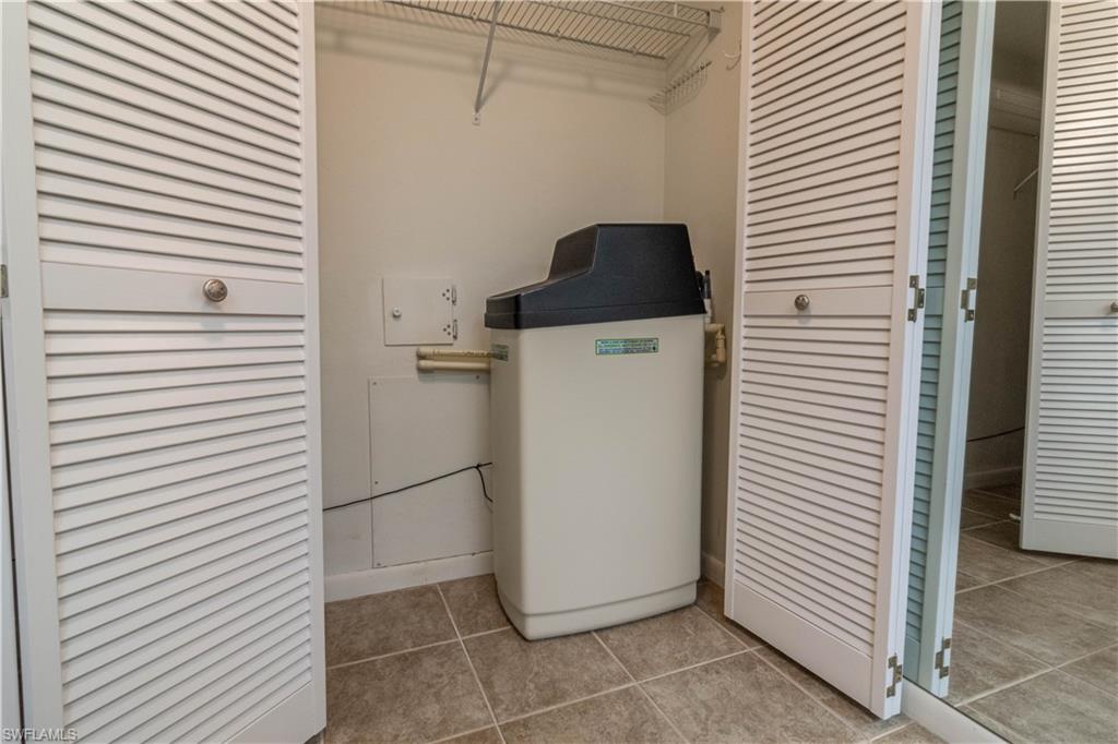 LAKESIDE AT LOCHMOOR CONDO - Residential