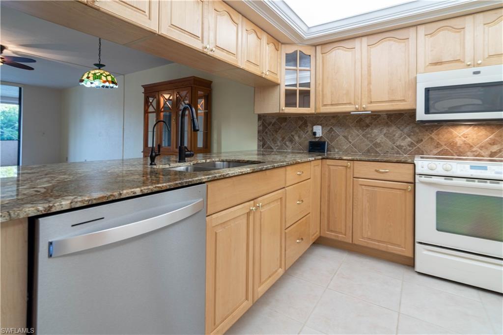 LAKESIDE AT LOCHMOOR CONDO - Residential