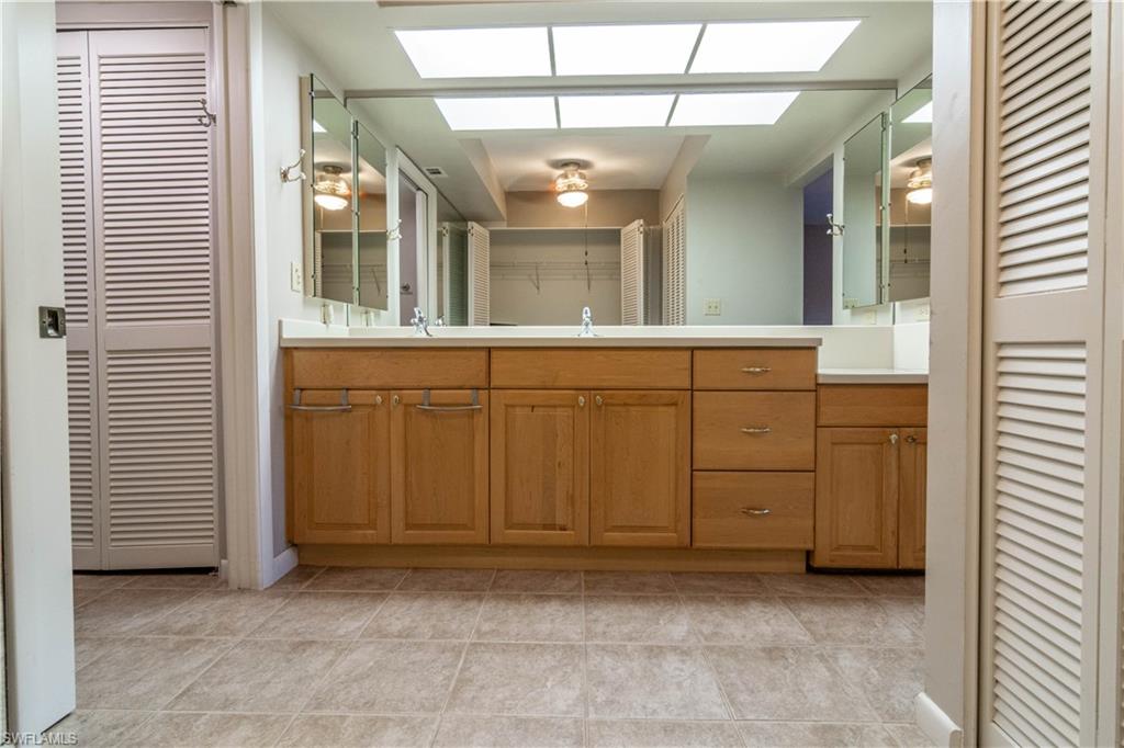 LAKESIDE AT LOCHMOOR CONDO - Residential