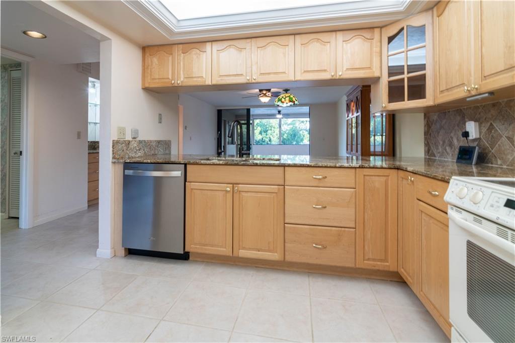 LAKESIDE AT LOCHMOOR CONDO - Residential