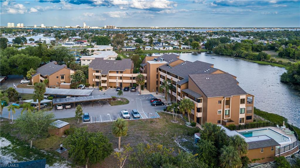 LAKESIDE AT LOCHMOOR CONDO - Residential