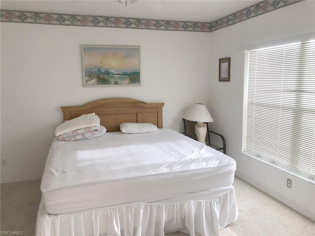 CARLTON LAKES - Residential