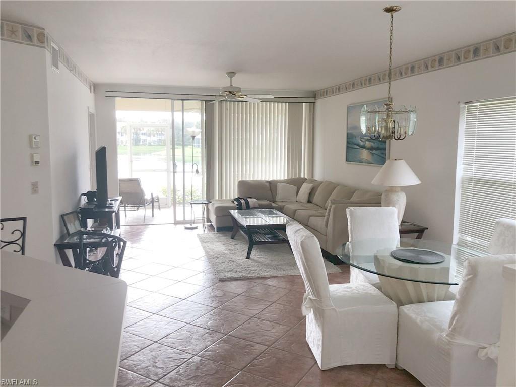 CARLTON LAKES - Residential