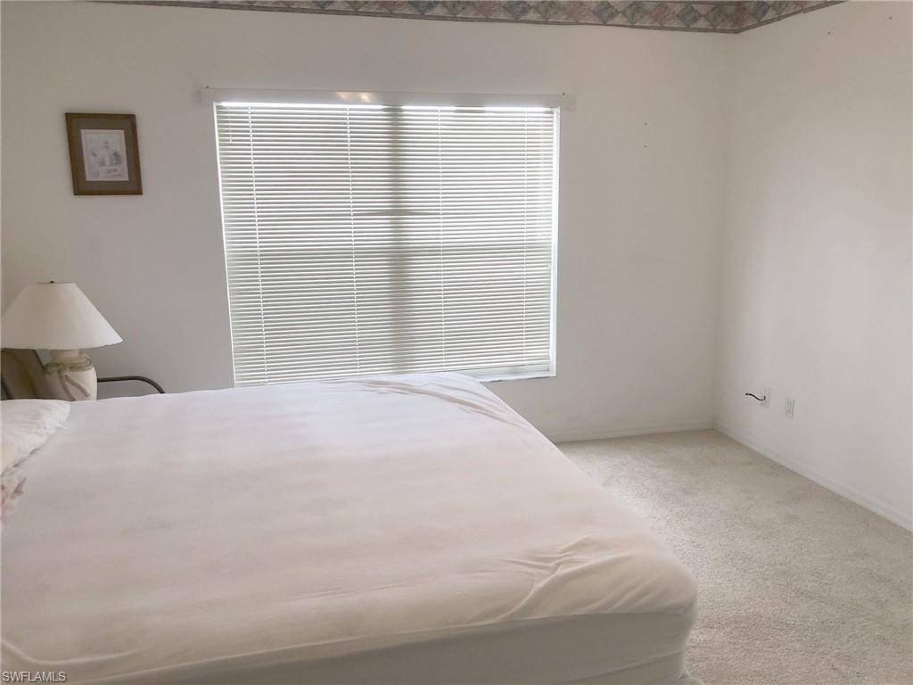 CARLTON LAKES - Residential