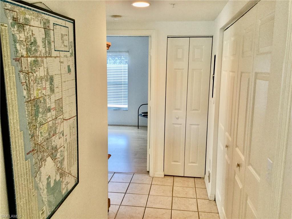 CARLTON LAKES - Residential