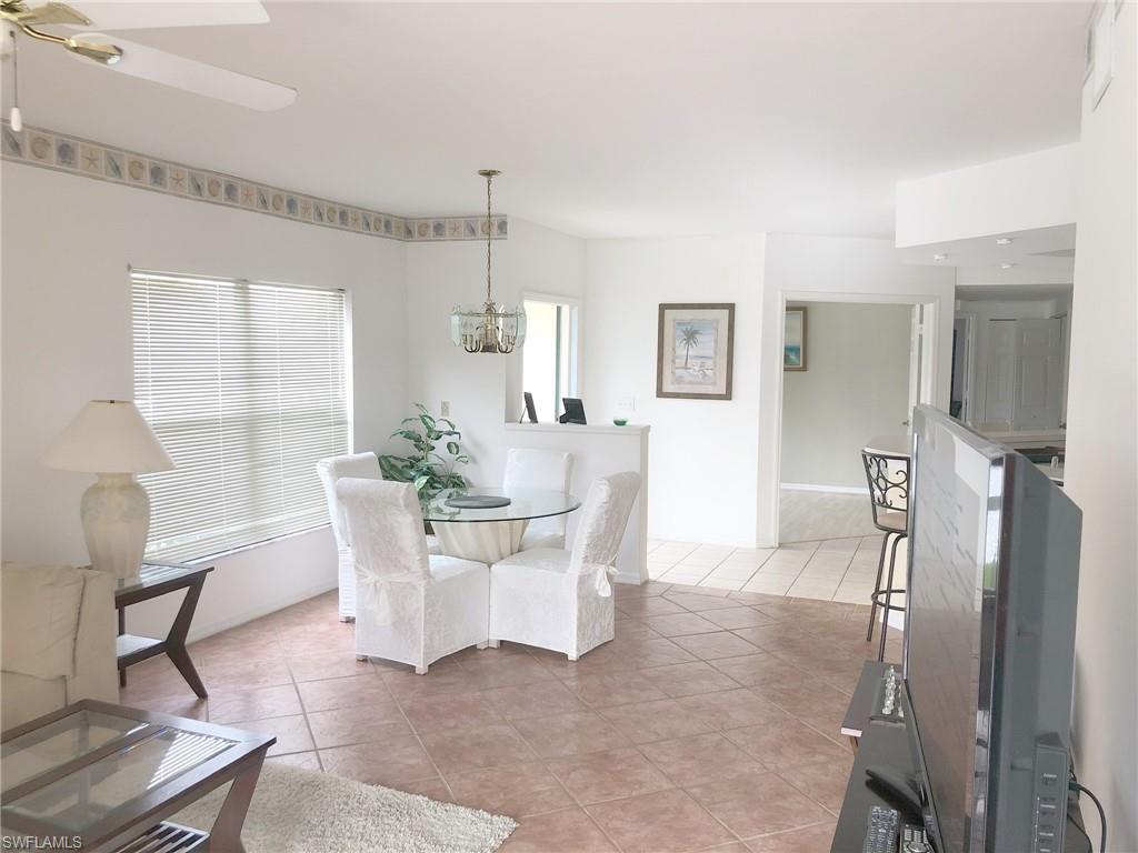 CARLTON LAKES - Residential