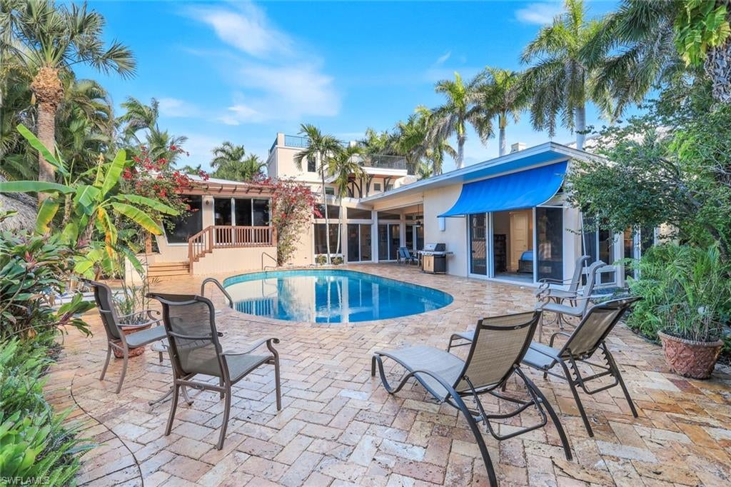 Photo of 210 Central AVE, NAPLES, FL 34102 (MLS # 226022755)