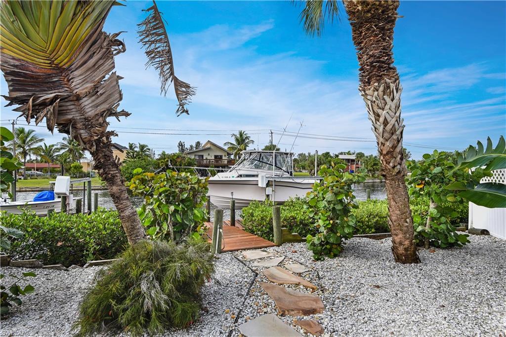 PALM ISLES - Residential