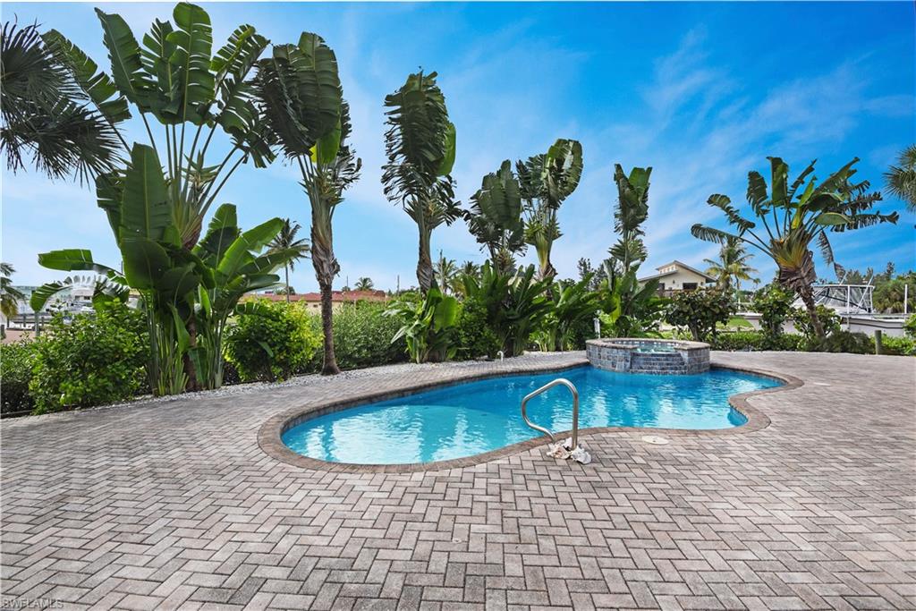 PALM ISLES - Residential