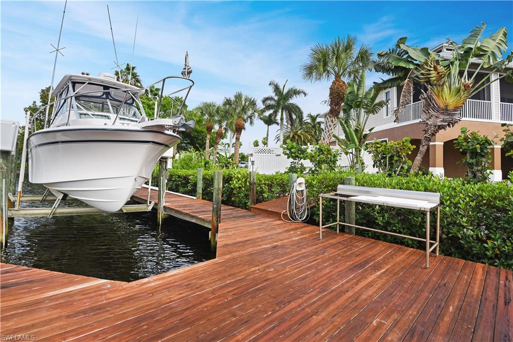 PALM ISLES - Residential