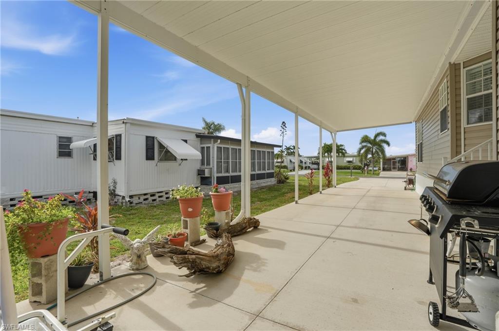 RIVIERA COLONY - Residential