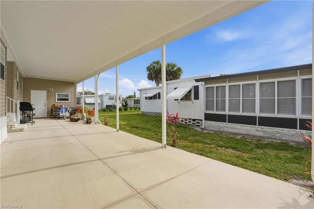 RIVIERA COLONY - Residential