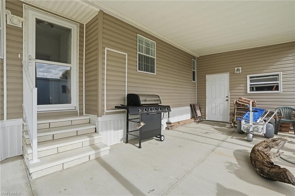 RIVIERA COLONY - Residential