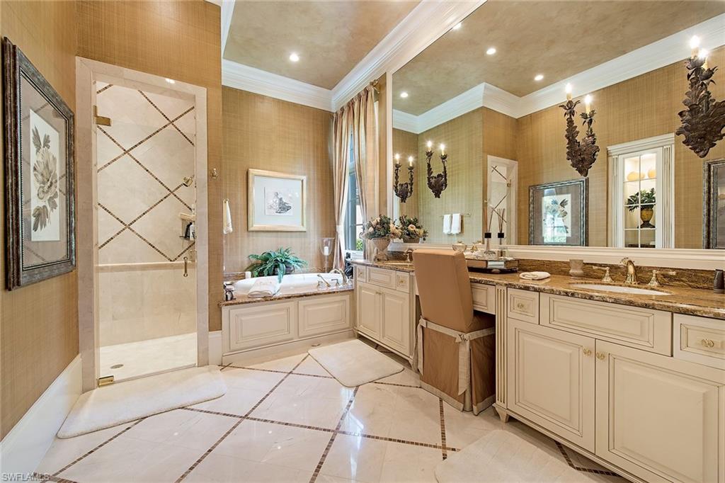 QUAIL WEST - Residential