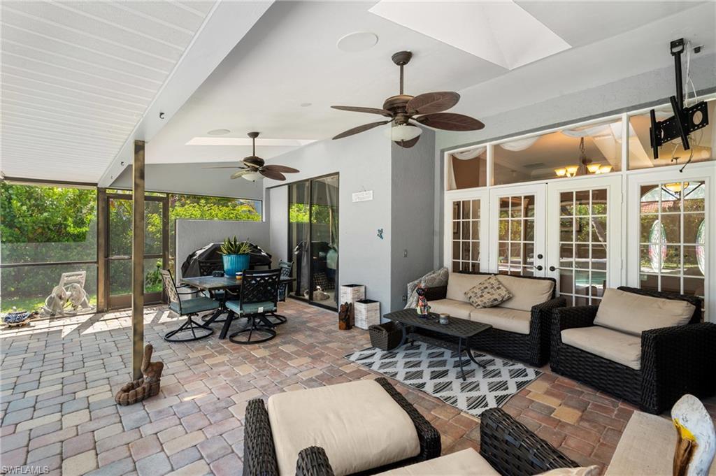 12451 Woodtimber LN