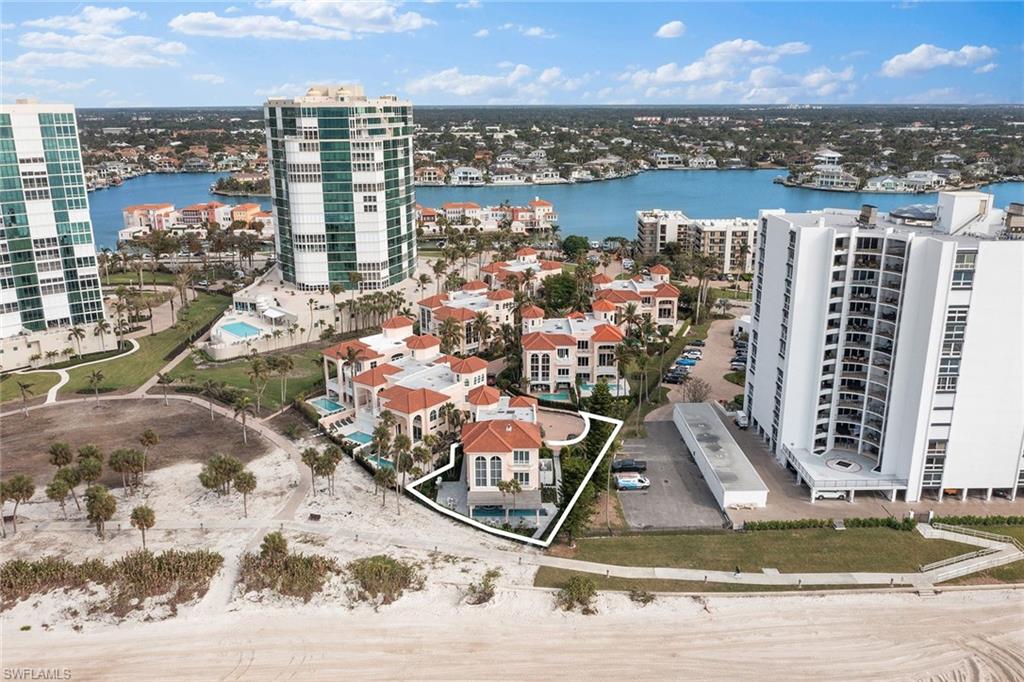 PARK SHORE - Residential