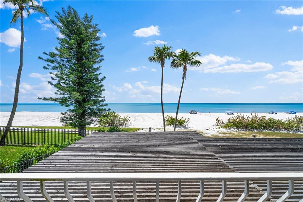 PARK SHORE - Residential