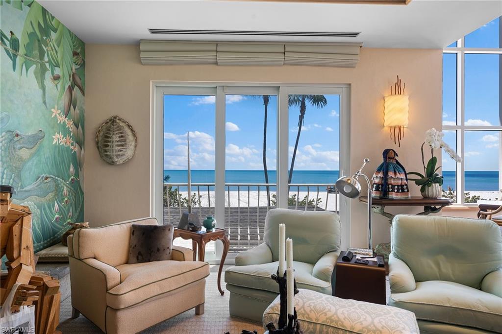 PARK SHORE - Residential