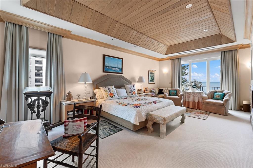 PARK SHORE - Residential