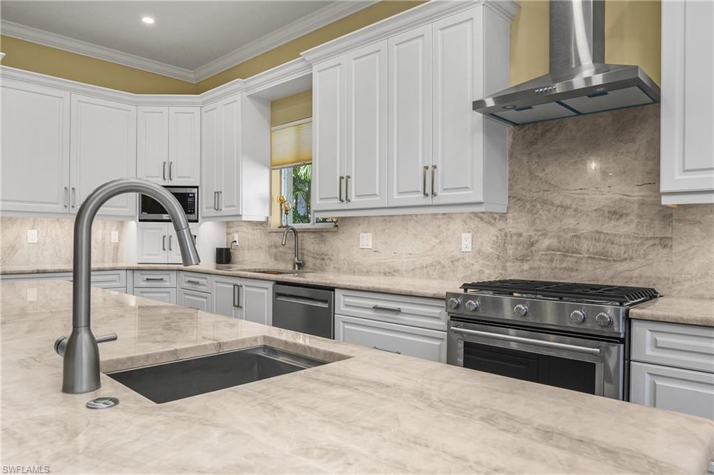 GINGER POINTE - Residential