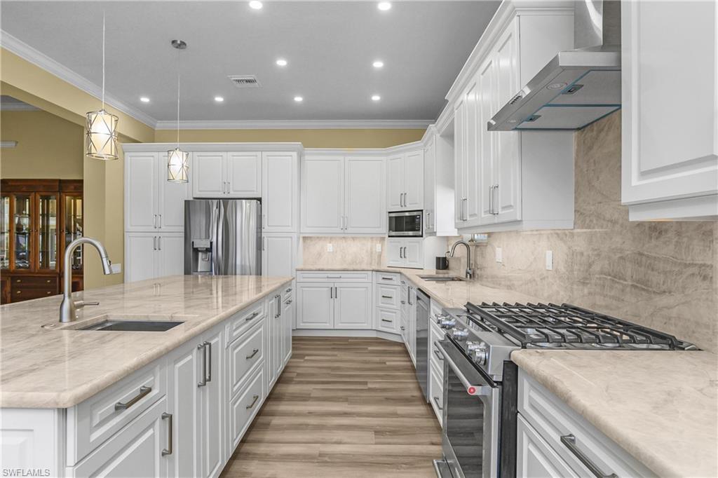 GINGER POINTE - Residential