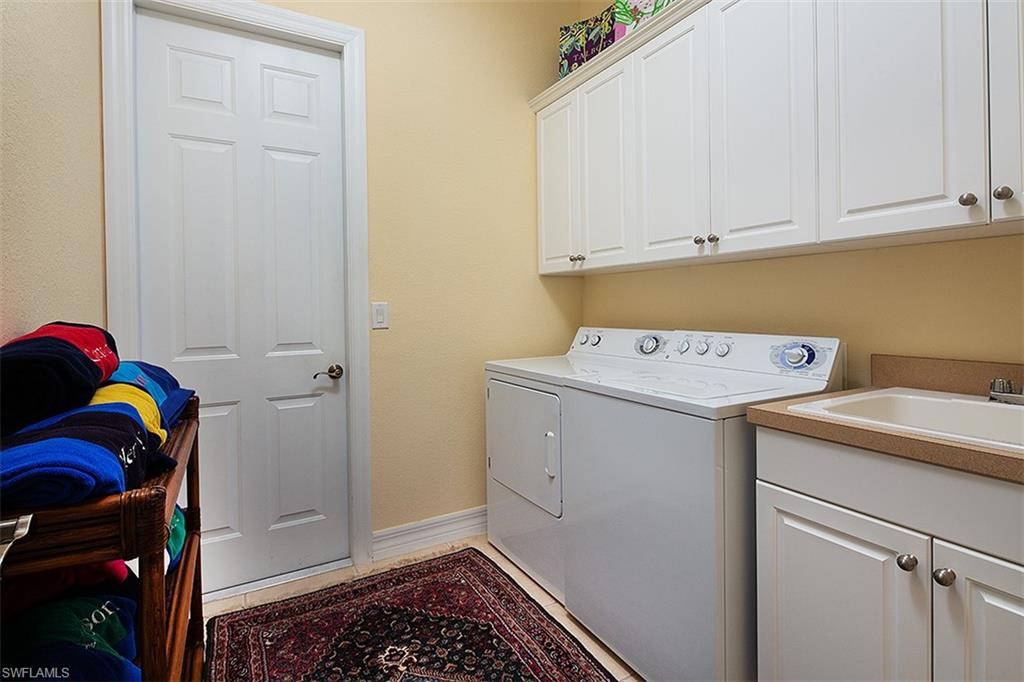 HUNTERS RIDGE - Residential