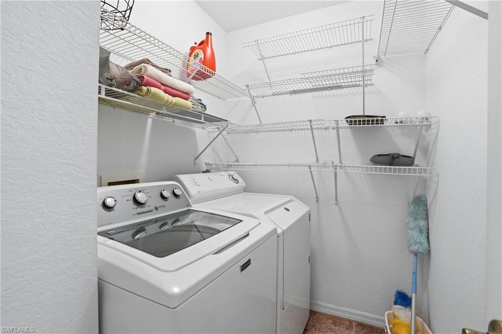 CARRIAGE HOMES AT WOODS EDGE - Residential Lease