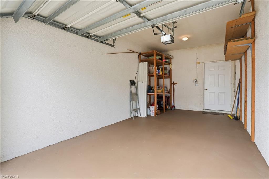 CARRIAGE HOMES AT WOODS EDGE - Residential Lease