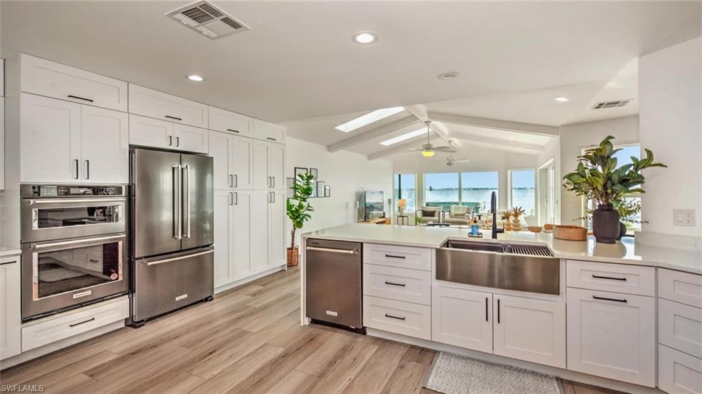 CORNWALLIS - Residential Lease