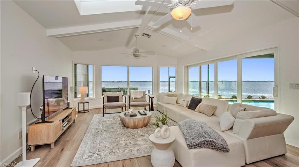 CORNWALLIS - Residential Lease