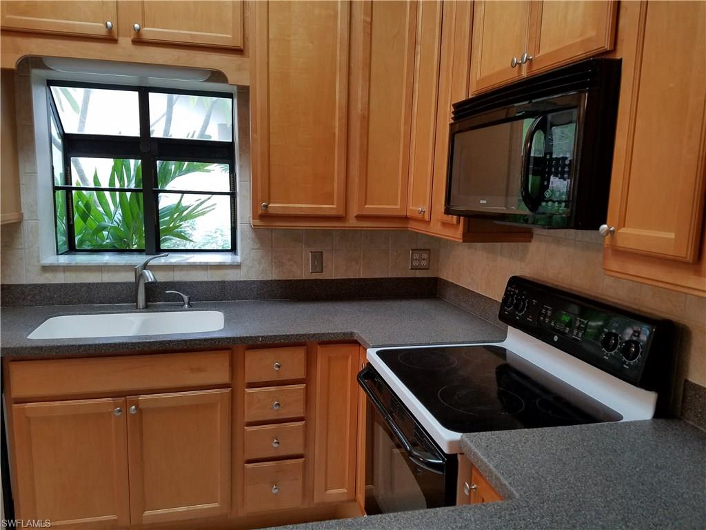 PINEBROOK WOODS - Residential