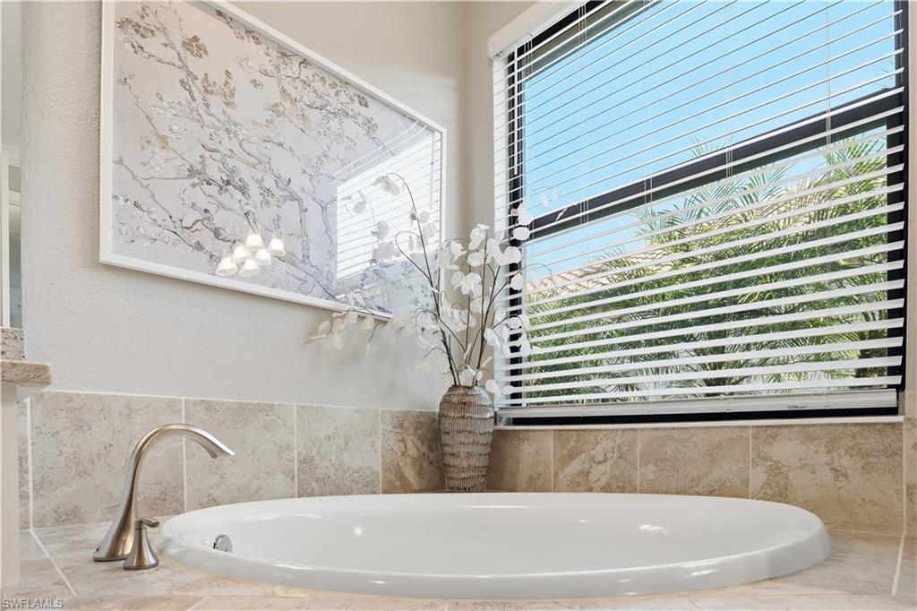 BONITA NATIONAL GOLF AND COUNTRY CLUB - Residential