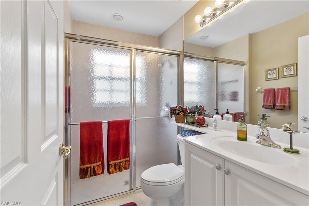 SATURNIA LAKES - Residential