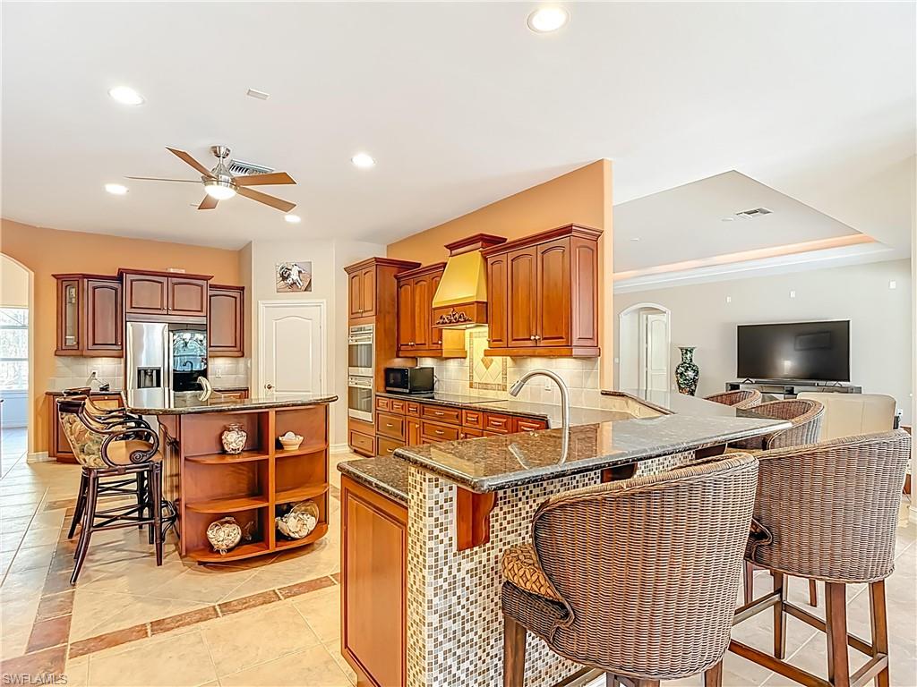 GOLDEN GATE ESTATES - Residential