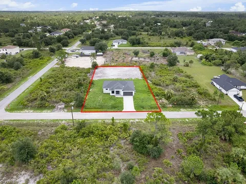 820 Maple Ave N, Lehigh Acres, FL 33972 - #: 224055839