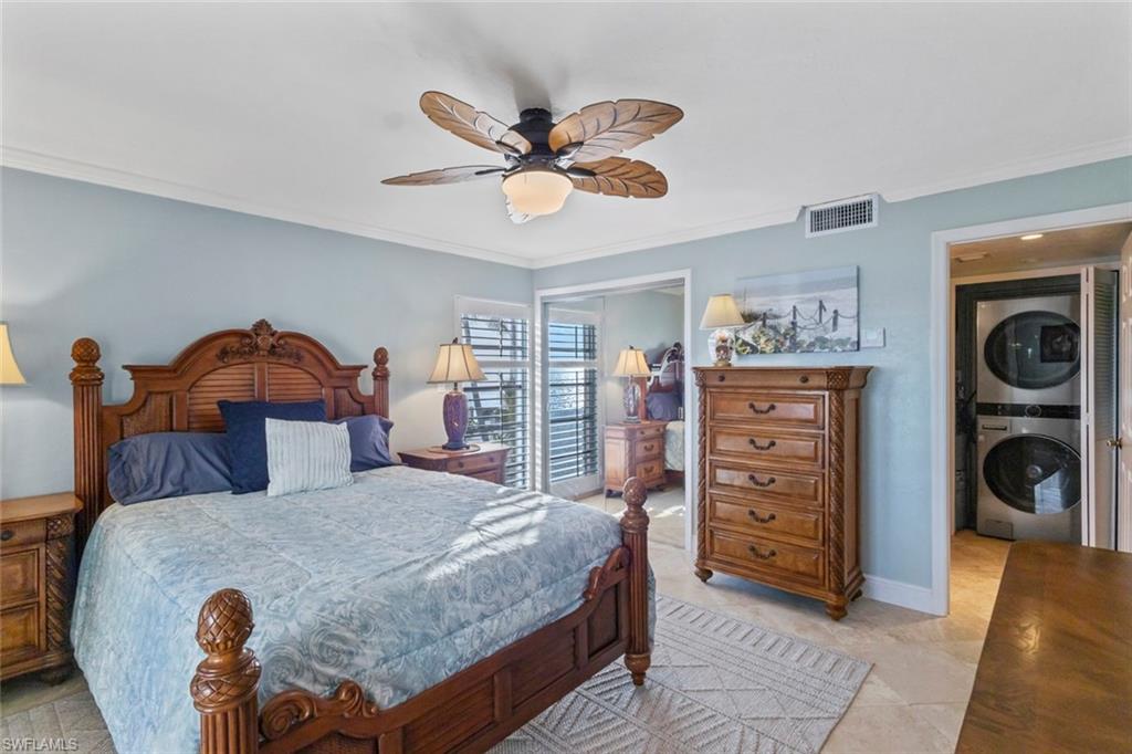 DOLPHIN WAY - Residential