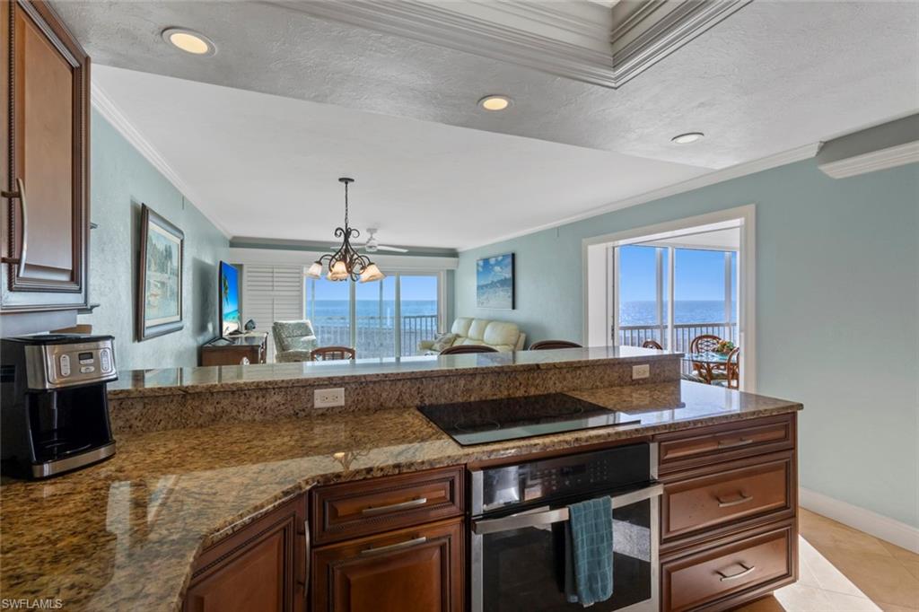 DOLPHIN WAY - Residential