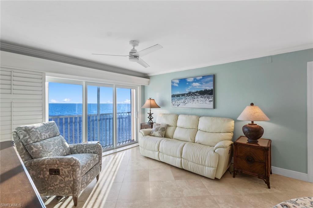 DOLPHIN WAY - Residential