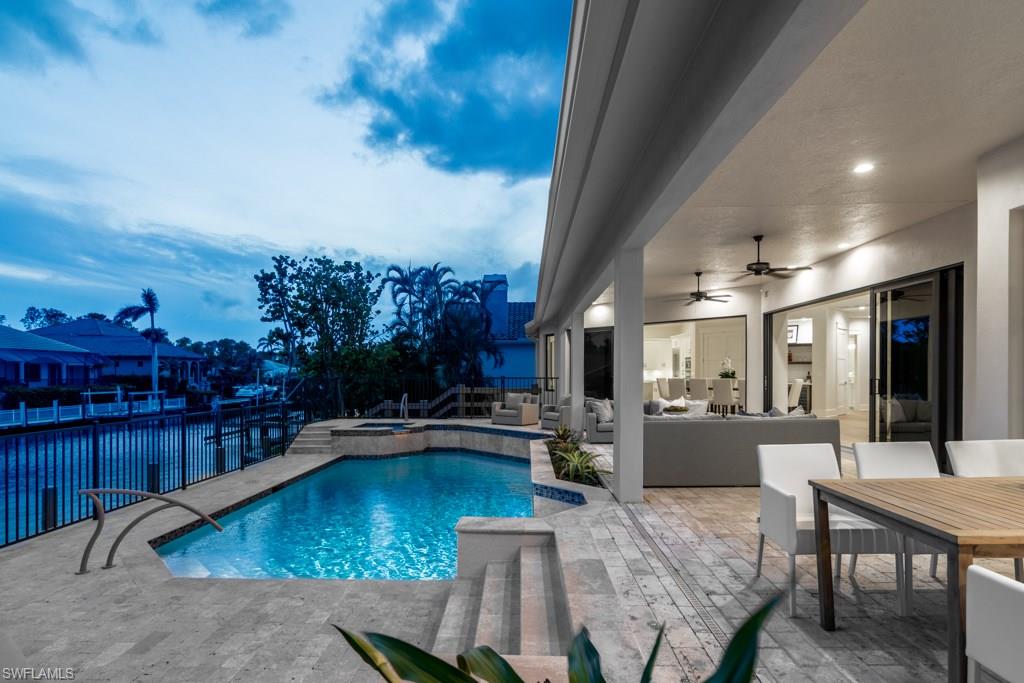 AQUALANE SHORES - Residential