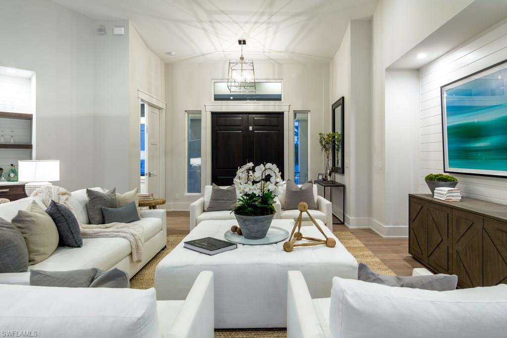 AQUALANE SHORES - Residential