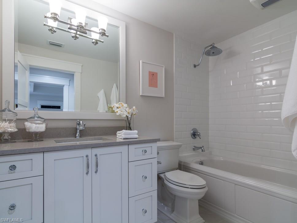 AQUALANE SHORES - Residential