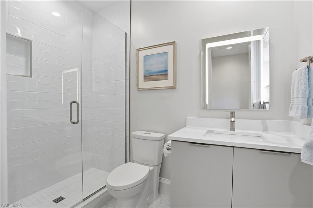 TIERRA LAGO - Residential