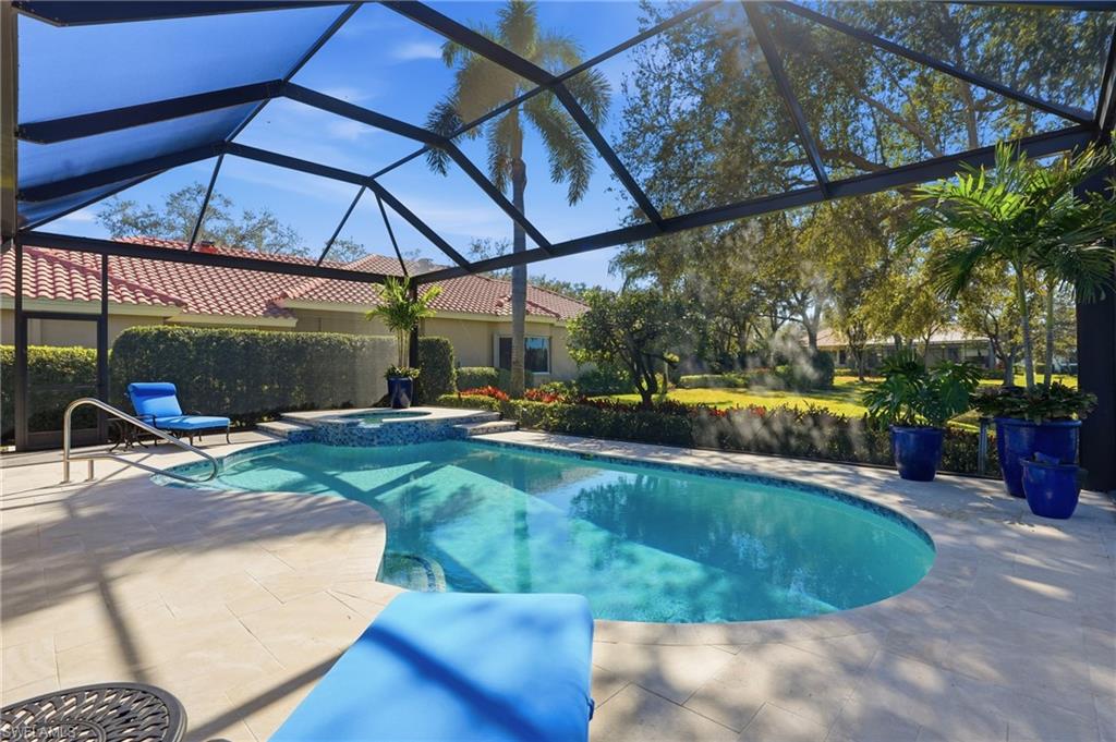 TIERRA LAGO - Residential