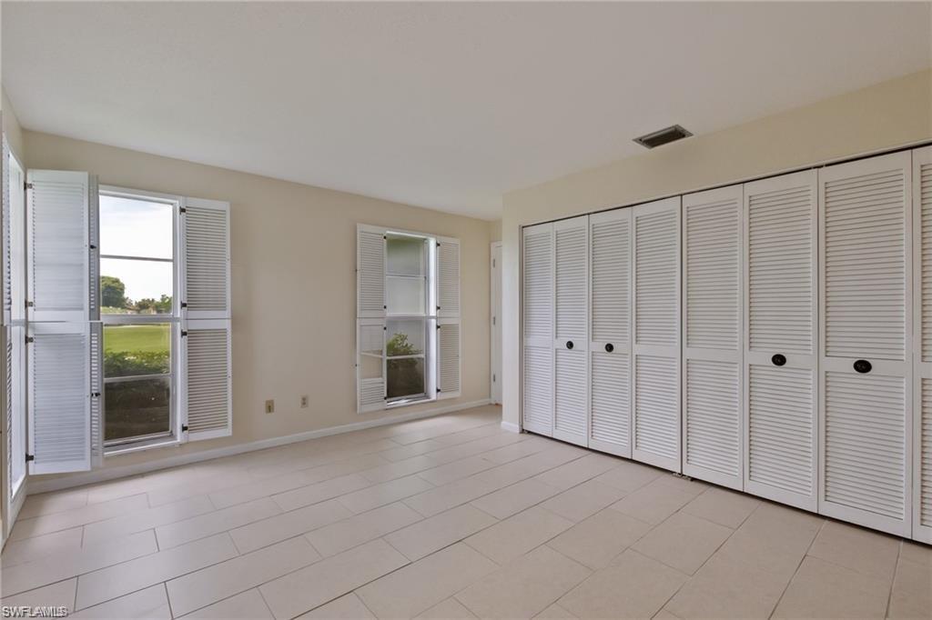 LAKEWOOD VILLAS - Residential