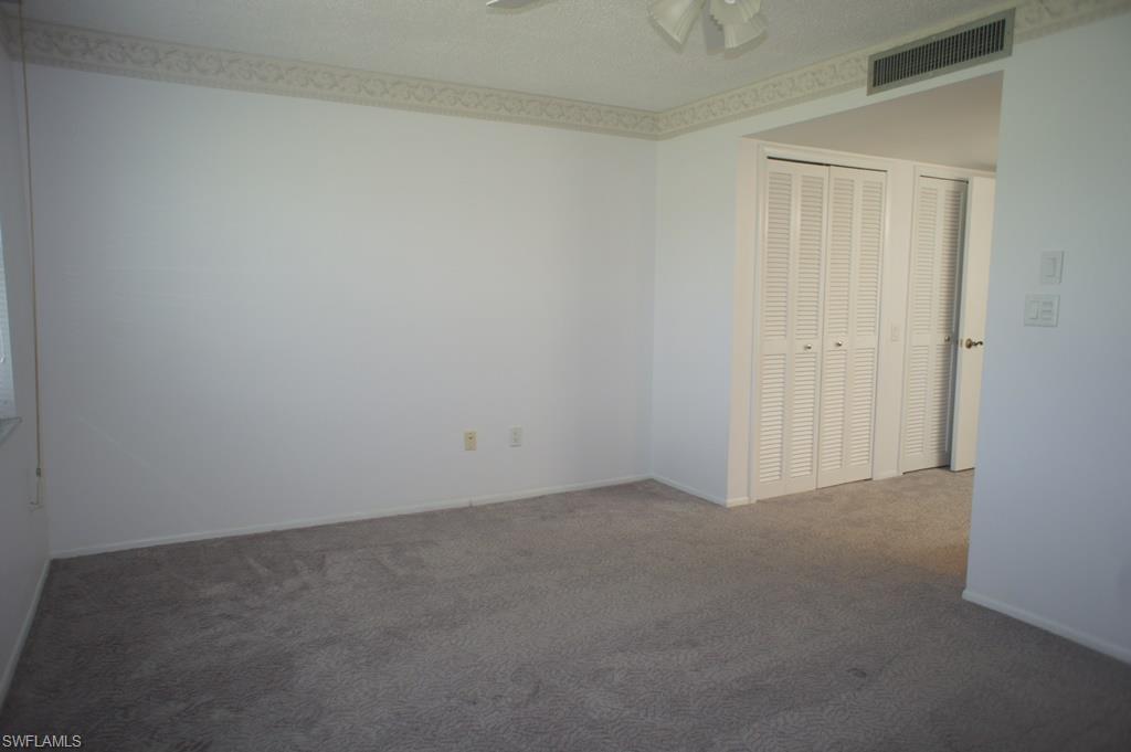 SEVEN LAKES - Residential